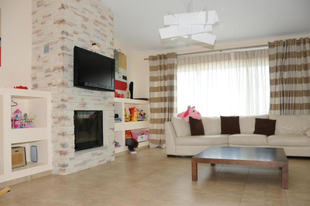 Luxurious 6 Bedroom Villa In A Great Location คัลกิดา ภายนอก รูปภาพ