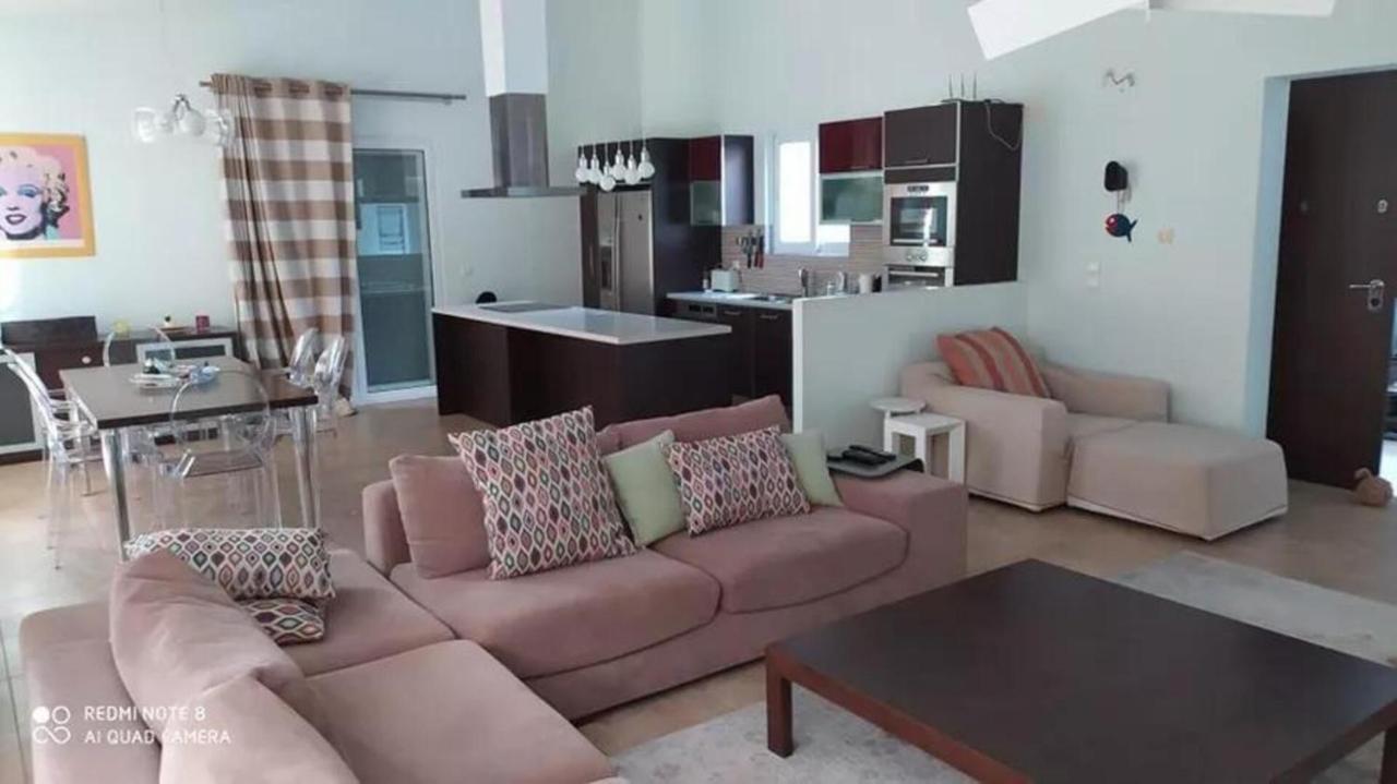 Luxurious 6 Bedroom Villa In A Great Location คัลกิดา ภายนอก รูปภาพ